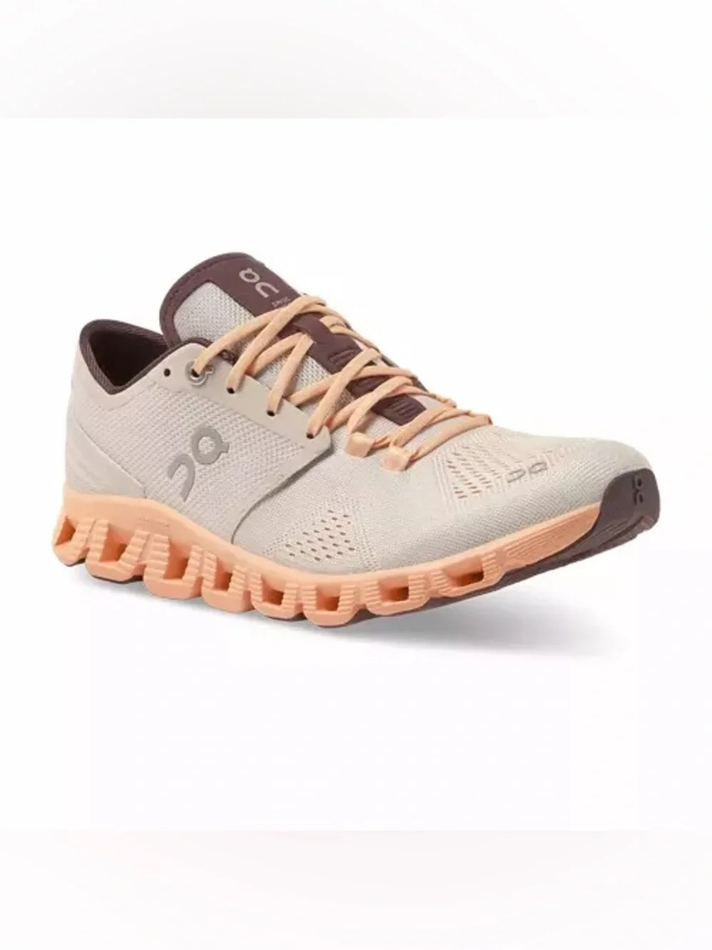 Women's On Cloud X training shoes 10.5‎